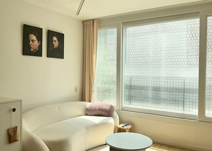Villa Mindful Mangwondong Near Hongdae *